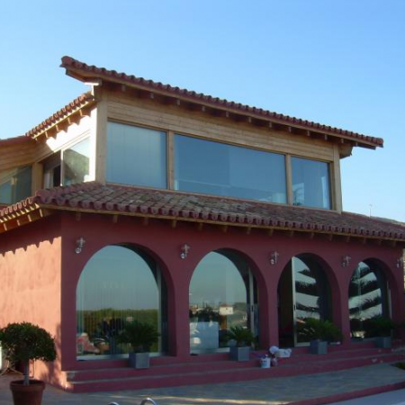 Casa Unifamiliar Mixta
