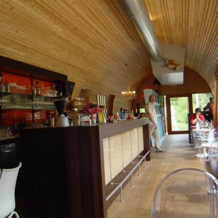 Restaurante cilindrico